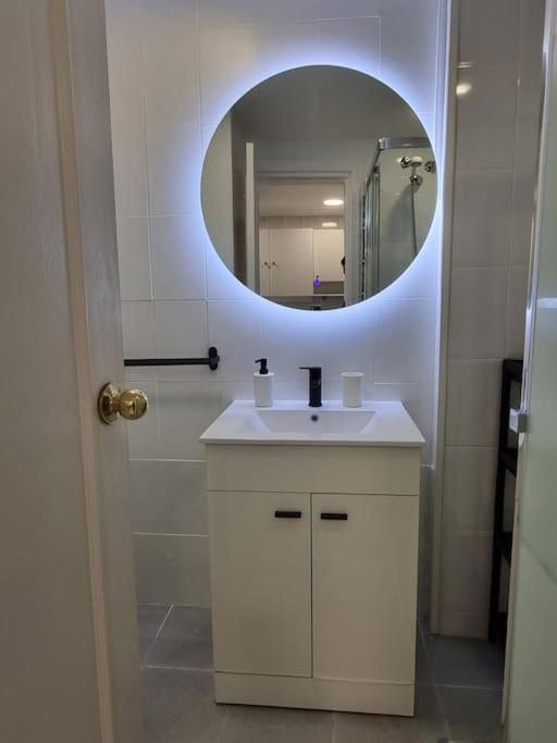 Jupiter2 Moderno Estudio Parque La Paloma Apartment เบนัลมาเดนา ภายนอก รูปภาพ