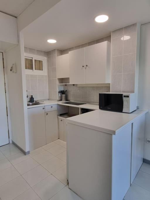 Jupiter2 Moderno Estudio Parque La Paloma Apartment เบนัลมาเดนา ภายนอก รูปภาพ